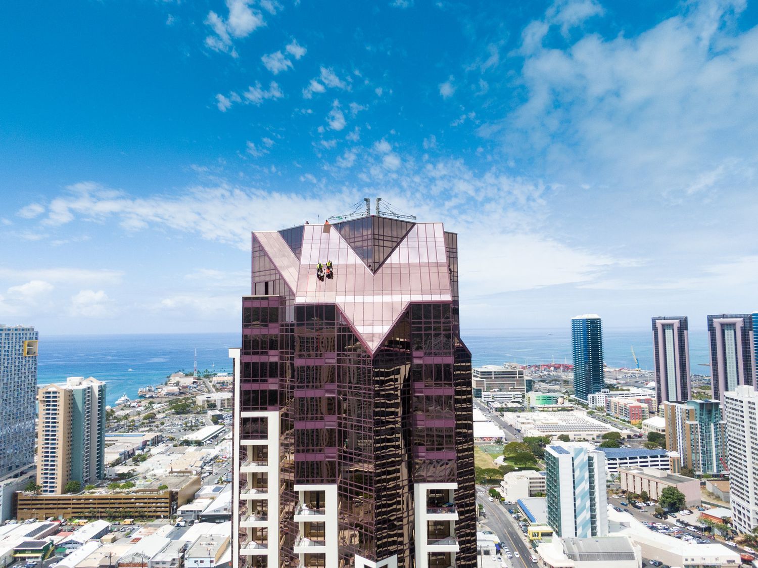 Imperial Plaza high-rise in Honolulu