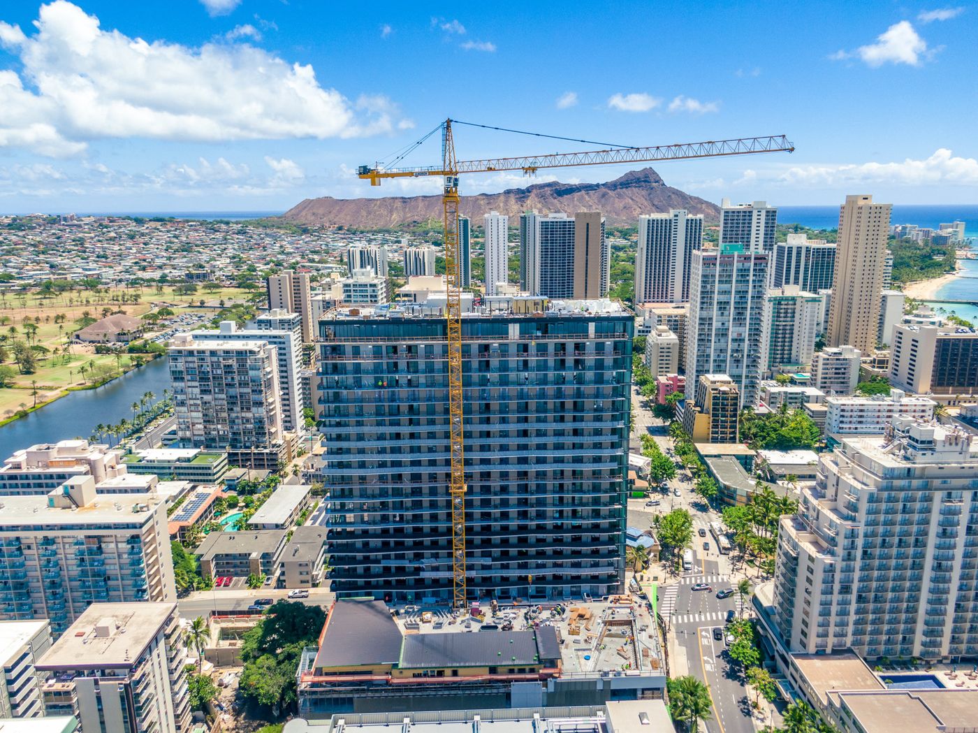 Aerial progress photo of a high-rise under construction